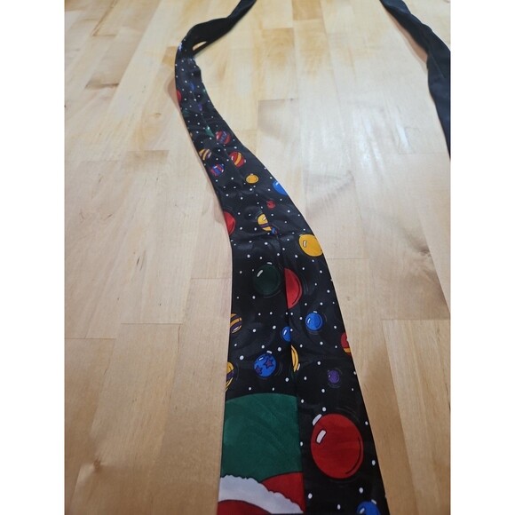 Lot Of 2 Specialties Hallmark Santa Playing Golf Tie's - Picture 10 of 12